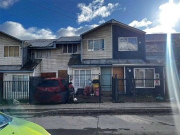 Casa en venta en rebajada casa en Clo. Blest Riffo!! (86201), Coyhaique - 2 dormitorios, 1 baño