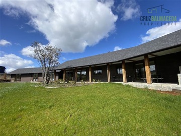 Casa en venta en Las Tranqueras, Puerto Varas - 4 dormitorios, 3 baños