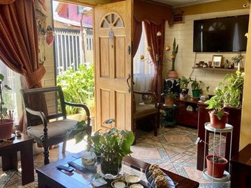 Casa en venta en Casa en venta - 3 dormitorios - 2 baños - estacionamiento, Maipú - 3 dormitorios, 2 baños