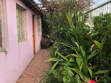 Casa en venta en Luis de Morales, Estación Central - 6 dormitorios, 2 baños