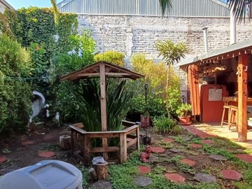 Casa en venta en Entre santa rosa y mateo toro zambrano, San Joaquín - 6 dormitorios, 2 baños