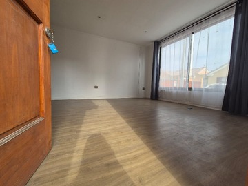 Casa en arriendo mensual en Calle Uno Sur 330, Antofagasta - 3 dormitorios, 2 baños