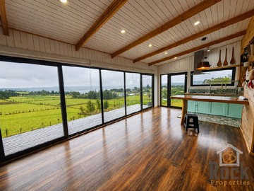 Casa en venta en Casa con parcela de 5.000 m² y vista al mar en dalcahue, Dalcahue - 3 dormitorios, 2 baños