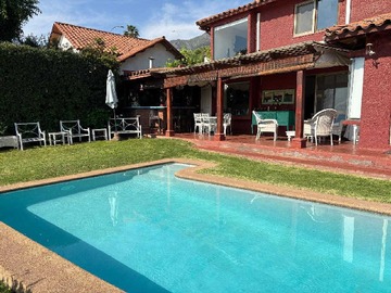 Casa en venta en Casa en Condominio, Club de Campo Sur (173084), Peñalolén - 5 dormitorios, 4 baños