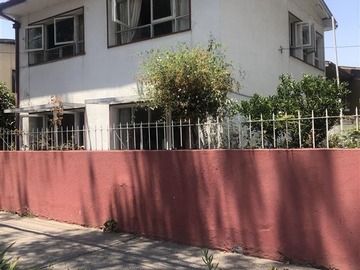 Casa en venta en Pucara / Metro Simón Bolívar, Ñuñoa - 3 dormitorios, 2 baños