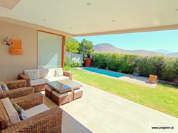 Casa en venta en Tu Casa Av Chamisero Colina A. Francesa Jumbo (177977), Colina - 5 dormitorios, 4 baños