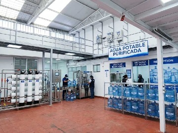 Local Comercial en arriendo mensual en Espacio Adaptable en Arteria Principal (179555), Santiago - 3 baños