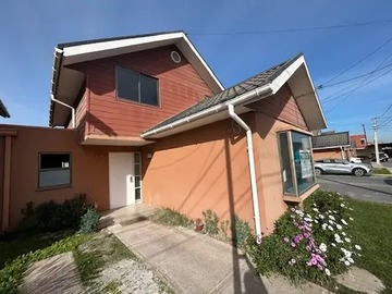 Departamento en venta en Hermosa Casa en la Cruz, La Cruz, Quillota - 3 dormitorios, 3 baños