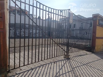 Sitio en venta en Sitio esquina 700m2, sin construcción, en Aldunate calle comercial, frente al Puerto., Coquimbo