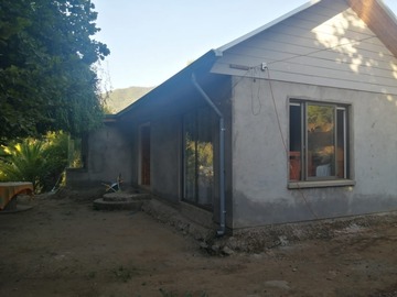 Casa en venta en Colbún, Colbún - 5 dormitorios, 2 baños