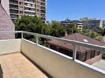 Departamento en venta en Ricardo Lyon cercano a Campus oriente, Ñuñoa - 3 dormitorios, 2 baños