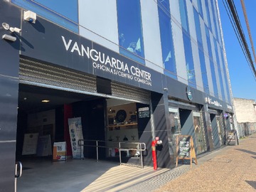 Oficina en venta en Avenida San Martín 924, Temuco, Región de La Araucanía 4780000, Chile, Temuco - 1 baño