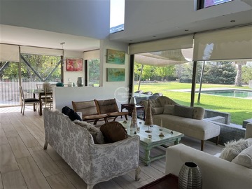 Casa en venta en Chicureo / Los Ingleses, Colina - 6 dormitorios, 5 baños