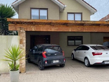 Casa en venta en Casa 5D 3B 3E 1B Ciudad Satelite Condominio (162380), Maipú - 5 dormitorios, 3 baños