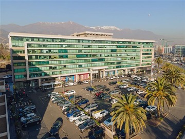 Local Comercial en arriendo mensual en Av. La Dehesa 1201, Lo Barnechea, Lo Barnechea