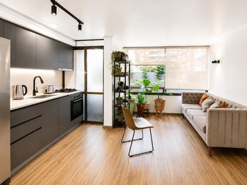 Departamento en venta en Rotonda Atenas, Las Condes - 3 dormitorios, 2 baños