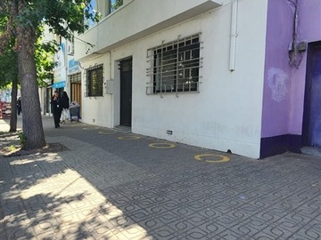Local Comercial en arriendo mensual en A pasos de plaza curico, Curicó - 8 baños