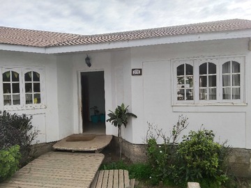Casa en arriendo mensual en Casa a pasos de acceso playa Tacna Maitencill (166590), Puchuncaví - 2 dormitorios, 2 baños