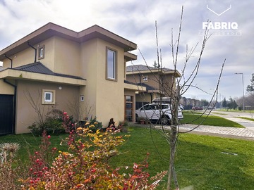 Casa en arriendo mensual en Avenida gabriela Mistral 03325, Temuco - 3 dormitorios, 3 baños