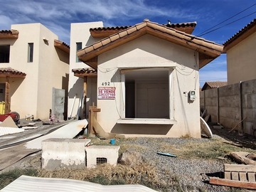 Casa en venta en Pasaje Alberto Catán Farah 492, San Esteban - 3 dormitorios, 2 baños