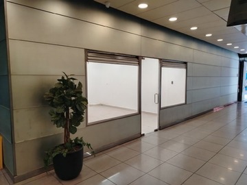 Local Comercial en arriendo mensual en San Antonio, Santiago - 1 baño