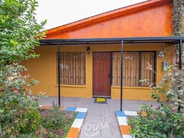 Casa en venta en Casa en Jardin Alto. 3 Dormitorios. 108 M2 - 3 dormitorios, 1 baño