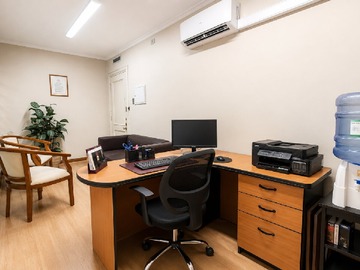 Oficina en venta en Guardia vieja 255, Providencia - 4 dormitorios, 2 baños