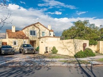 Casa en venta en Las calas, Colina - 5 dormitorios, 4 baños