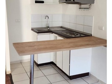 Departamento en arriendo mensual en Fray Camilo Henríquez 686, Santiago, Región Metropolitana de Santiago 8320000, Chile, Santiago - 1 dormitorio, 1 baño