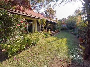Casa en venta en Conectividad y comodidad (90840), Las Condes - 4 dormitorios, 3 baños