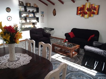 Casa en venta en Coyhaique con puerto octay, Renca - 3 dormitorios, 1 baño
