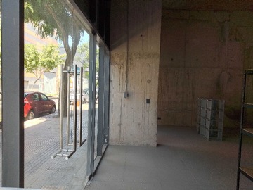 Local Comercial en arriendo mensual en Oportunidad de Inversión en Pleno Centro (177415), Santiago - 1 baño
