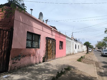 Casa en venta en Propiedad Para Destino Comercial/Habitaciónal (168601), Conchalí - 6 dormitorios, 2 baños