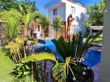 Casa en venta en Calle Villa Los Copihues, Requínoa - 6 dormitorios, 2 baños