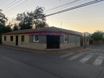 Casa en venta en C. Lourdes 1180, Rancagua - 7 dormitorios, 4 baños
