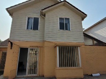 Casa en venta en Los Halcones, Lampa - 4 dormitorios, 5 baños