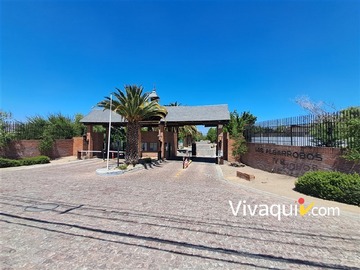 Sitio en arriendo mensual en Condominio Los Algarrobos 4, Colina