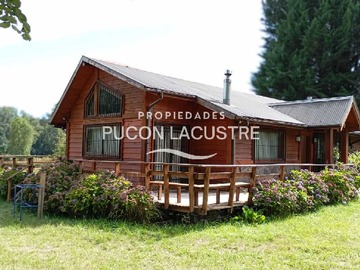 Casa en venta en Moderna Vivienda con Vistas Despejadas (168816), Villarrica - 3 dormitorios, 2 baños