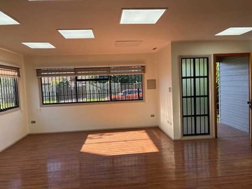 Casa en arriendo mensual en Casa uso Comercial sector Av Alemania (63765), Temuco - 4 dormitorios, 2 baños