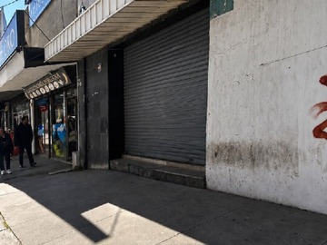 Local Comercial en arriendo mensual en 9 oriente, Talca - 1 baño