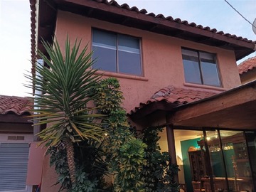Casa en arriendo mensual en hacienda el peñon, Puente Alto - 3 dormitorios, 2 baños