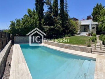 Casa en venta en La Reserva chicureo, Colina - 4 dormitorios, 3 baños