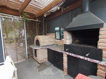 Casa en venta en Lomas de Montemar, Concón - 5 dormitorios, 5 baños