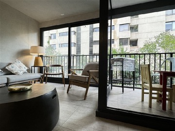 Departamento en venta en Entre Av El Bosque y Jorge Matte Gormaz (Frente a Plaza Rio de Janeiro / Colegio San Ignacio - Club Providencia), Providencia - 2 dormitorios, 2 baños