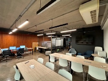 Oficina en arriendo mensual en Ciudad Empresarial, Huechuraba - 2 dormitorios, 2 baños