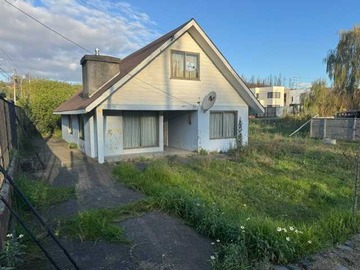 Casa en venta en Oportunidad Única de inversión (179400), Penco - 3 dormitorios, 2 baños