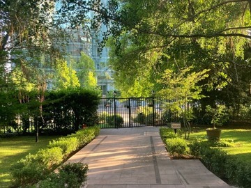 Departamento en venta en Metro alcantara el golf, Las Condes - 3 dormitorios, 3 baños