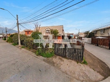 Casa en venta en Río Tinguiririca 110, La Florida - 4 dormitorios, 2 baños