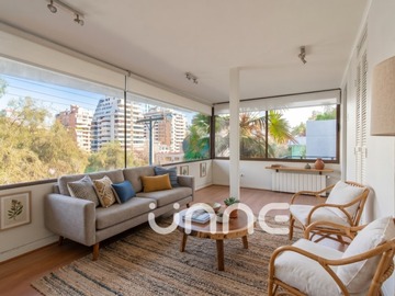 Casa en arriendo mensual en Disponibilidad inmediata, casa de los años 60, Las Condes - 4 dormitorios