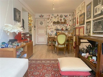 Departamento en venta en A pasos estacion metro bellas artes y plaza de armas, Santiago - 2 dormitorios, 2 baños